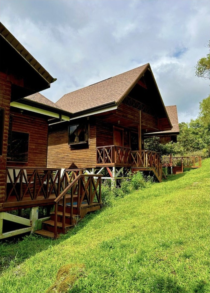 Cabins on the Corralillo commercial property