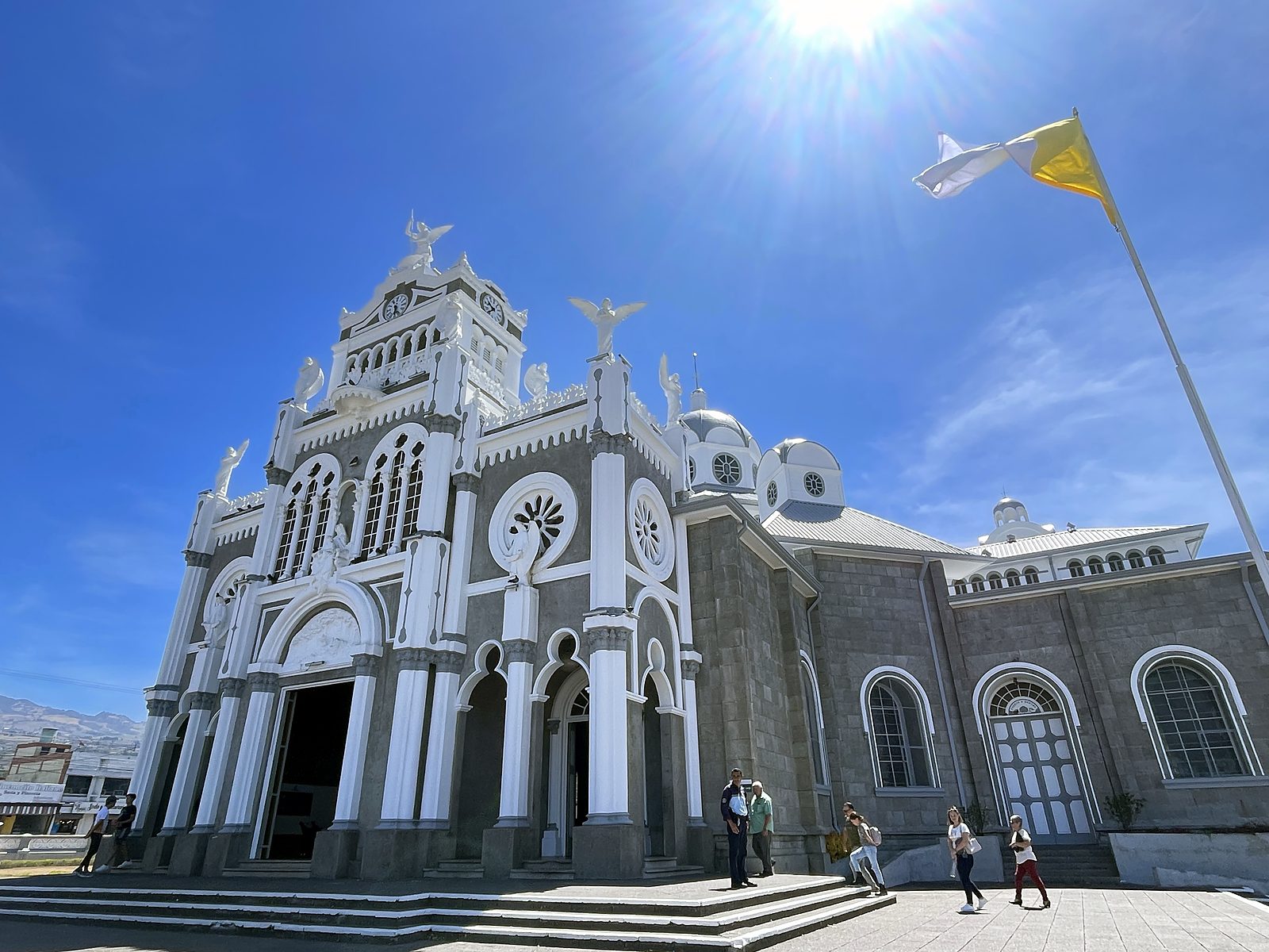 The Basílica de Los Ángeles in Cartago